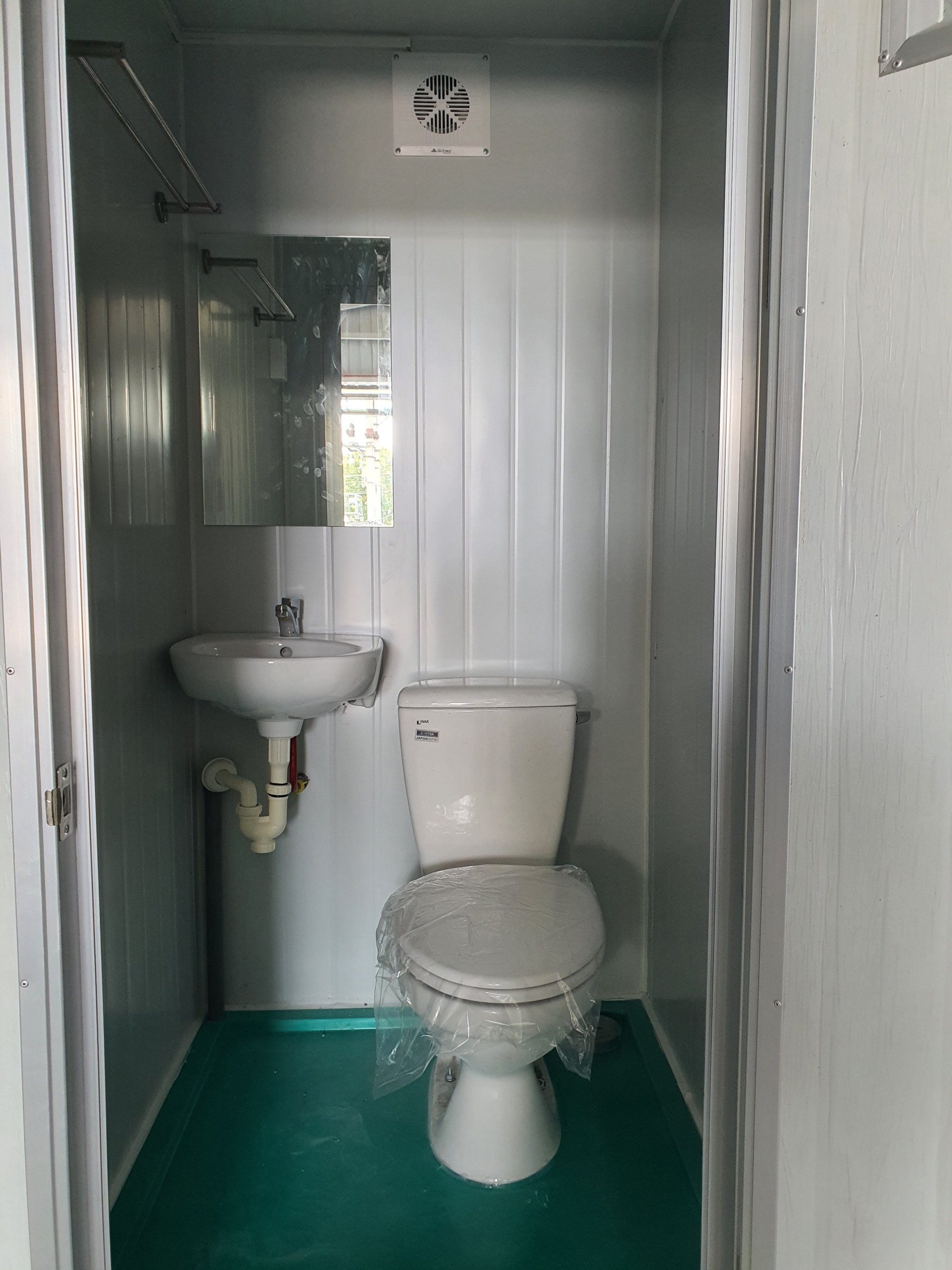 Nội thất nhà vệ sinh lắp ghép dã chiến Minh Hoà HMT05