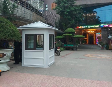 Chốt bảo vệ nhà hàng karaoke