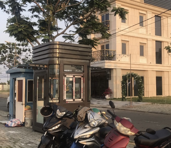 Trang bị bốt gác thép cho khu đô thị